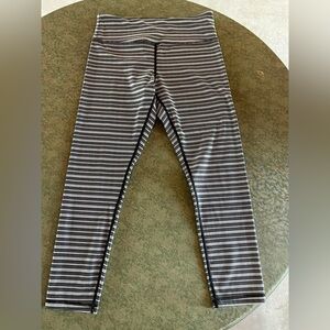 Zyia Active Leggings size L 8-10